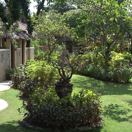 The Sari Beach Legian  Exterior photo