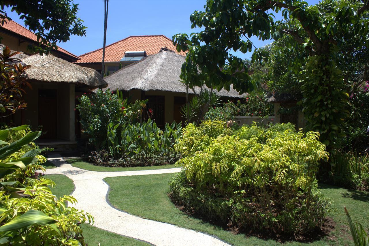 The Sari Beach Legian  Exterior photo