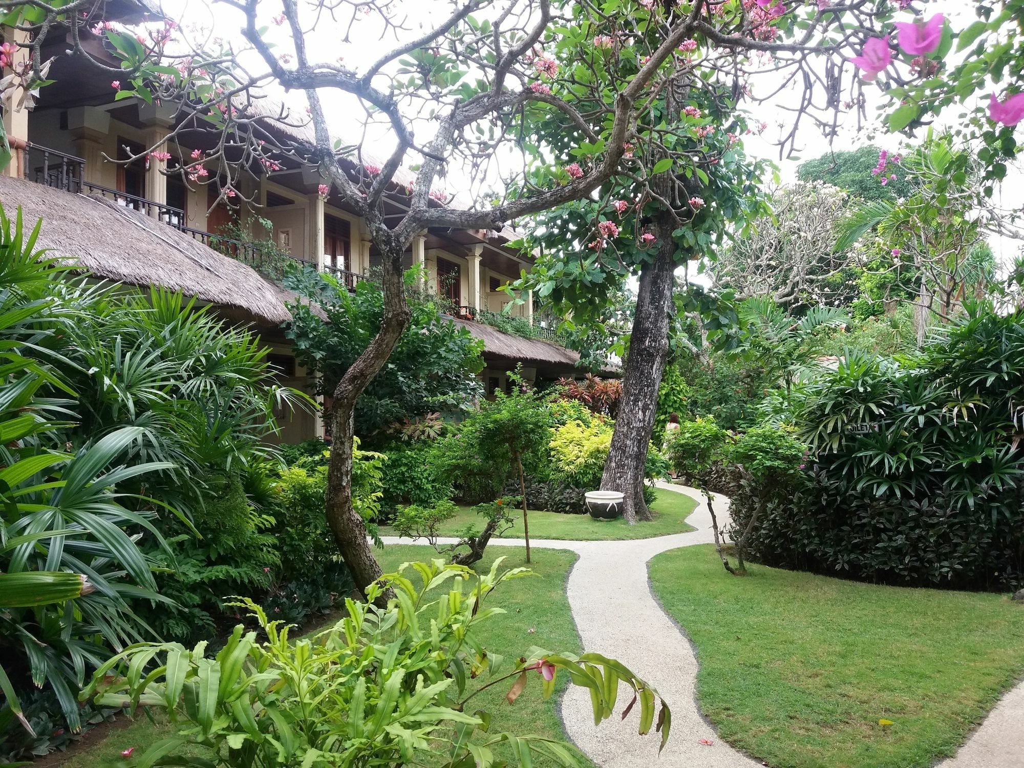 The Sari Beach Legian  Exterior photo